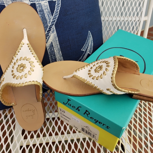 EUC Jack Rogers Gold Blair Sandals in Original Box - Picture 2 of 8